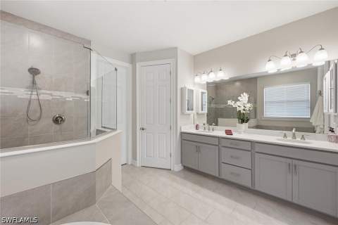 18699 Ensenada Dr, Naples FL - photo 18 of 50