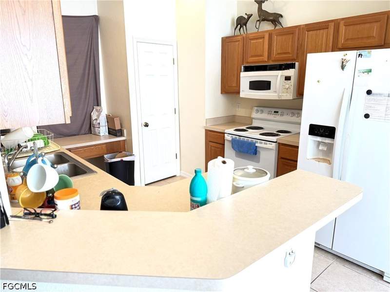 3 bedroom SingleFamilyResidence at 2700 Rita Ave N, Lehigh Park, Lehigh Acres — photo 3