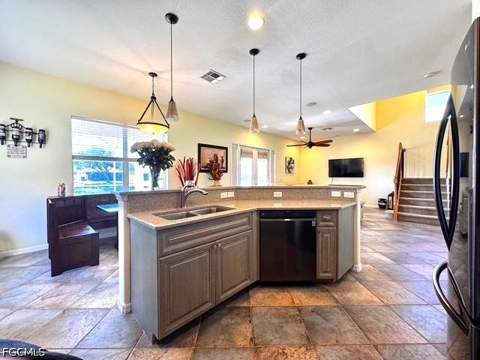 2560 Keystone Lake Dr, Cape Coral FL - photo 13 of 48