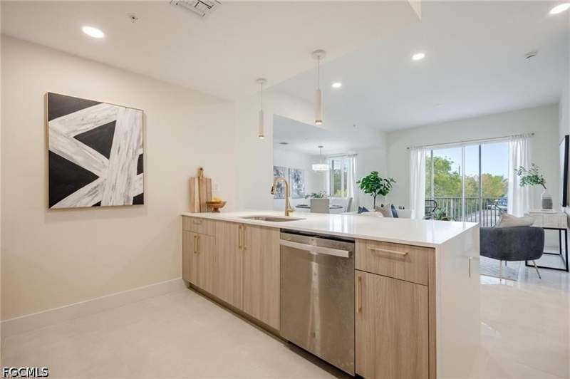 3 bedroom Condominium at 26589 Rosewood Pointe Dr B-208, Botanika, Bonita Springs — photo 2
