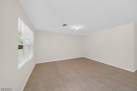 18546 Marlin Kite Ln, North Fort Myers FL - photo 8 of 34