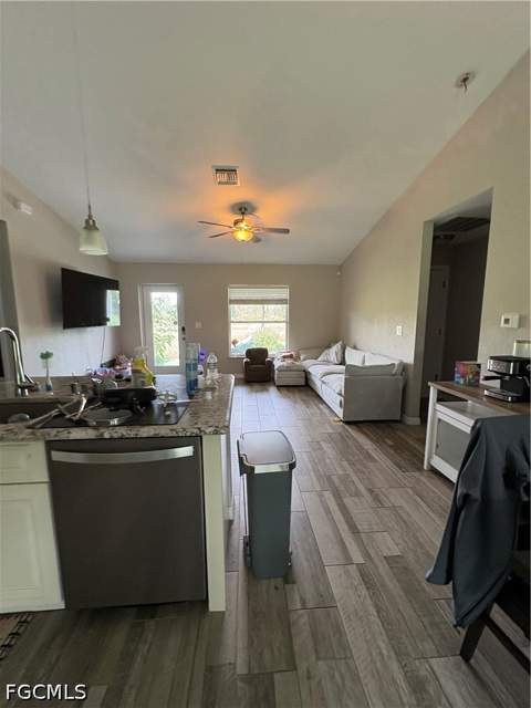 2872 Secretariat Dr, Labelle FL - photo 8 of 30