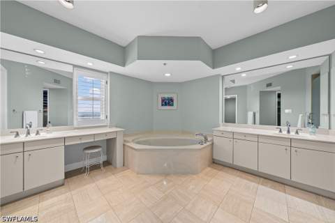 8111 Bay Colony Dr 1904, Naples FL - photo 21 of 50