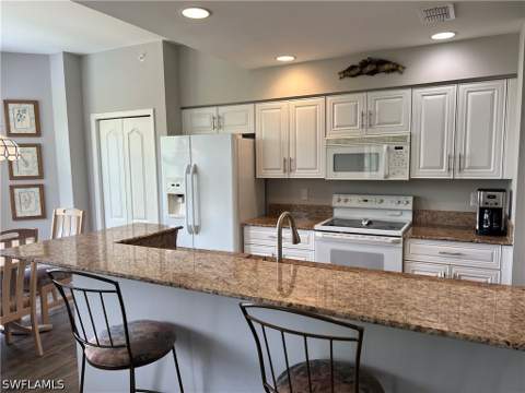 7525 Stoneybrook Dr 932, Naples FL - photo 12 of 29