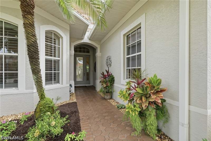 3 bedroom SingleFamilyResidence at 10736 Fieldfair Dr, Longshore Lake, Naples — photo 3