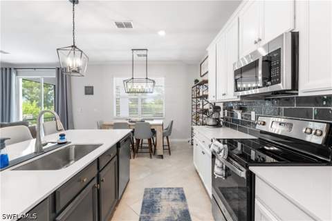 2639 Scarlet Way, Naples FL - photo 11 of 35