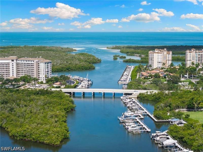 3 bedroom Condominium at 420 Cove Tower Dr 804, Bequia At Cove Towers, Naples — photo 2