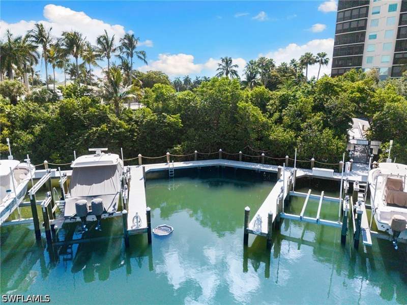 3 bedroom Condominium at 420 Cove Tower Dr 804, Bequia At Cove Towers, Naples — photo 5
