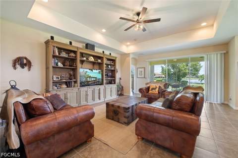 2466 Ashbury Cir, Cape Coral FL - photo 14 of 45