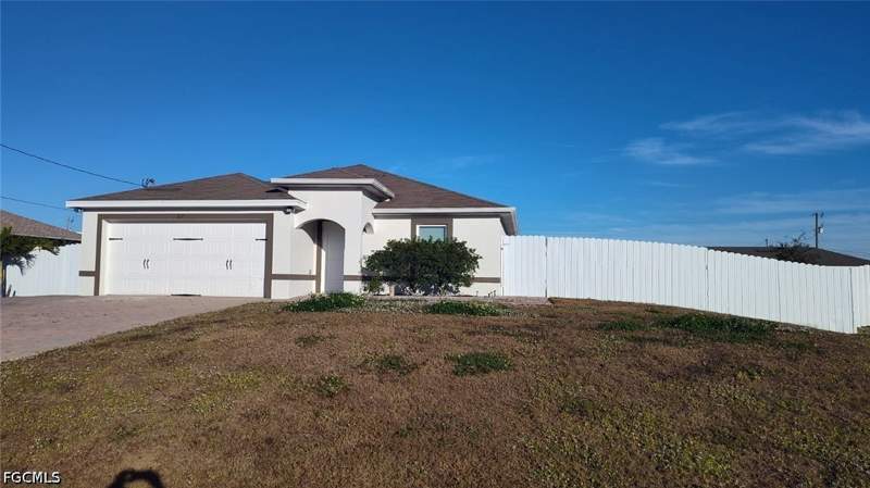 4 bedroom SingleFamilyResidence at 2017 NW 1st Ave, Cape Coral, Cape Coral — photo 3