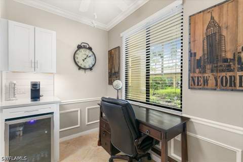 9735 Acqua Ct 615, Naples FL - photo 9 of 35