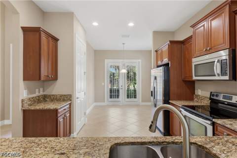 26351 Stonewall Ln, Bonita Springs FL - photo 11 of 35