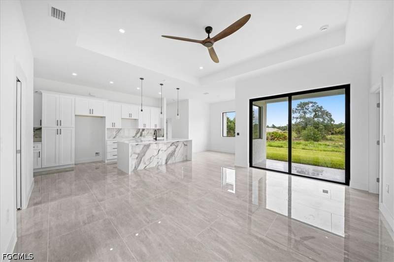 3 bedroom SingleFamilyResidence at 3371 Meadow Rd, Lehigh Acres, Lehigh Acres — photo 4