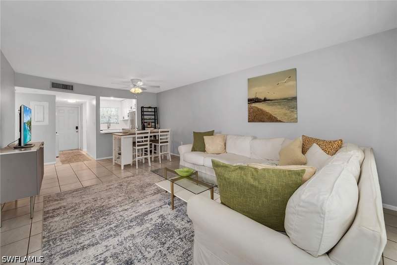 2 bedroom Condominium at 499 Forest Lakes Blvd 312, Forest Lakes Golf And Tennis Club, Naples — photo 4
