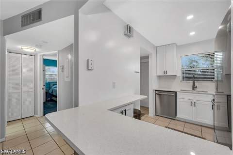 499 Forest Lakes Blvd 312, Naples FL - photo 6 of 50