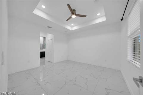 325 Paulcrest Ave, Lehigh Acres FL - photo 14 of 38