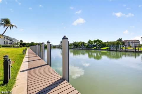 1250 Tennisplace Ct E22, Sanibel FL - photo 19 of 26
