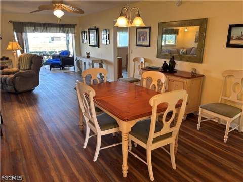 1515 Edgewater Cir, Fort Myers FL - photo 13 of 37