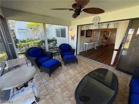 1515 Edgewater Cir, Fort Myers FL - photo 7 of 37