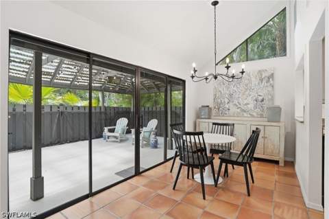 1245 Solana Rd, Naples FL - photo 6 of 22