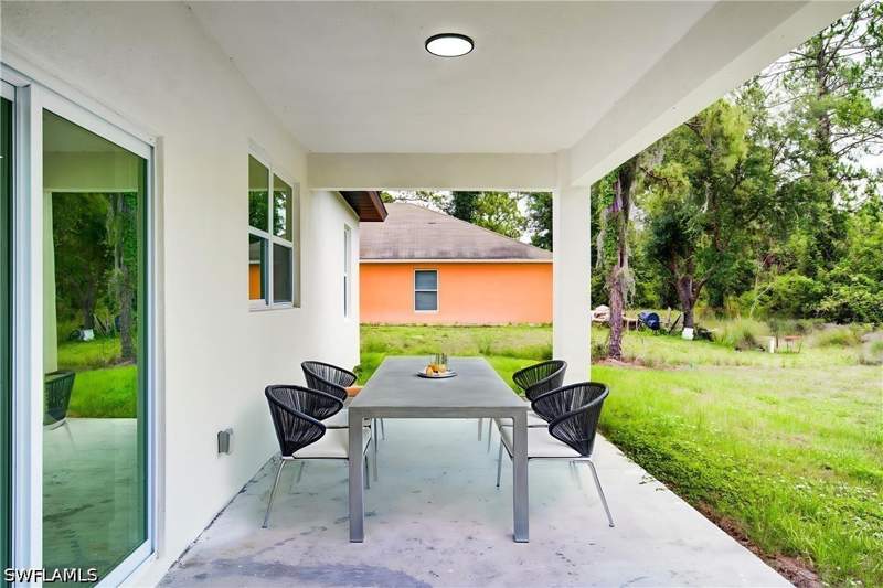 3 bedroom SingleFamilyResidence at 1020 Carroll St E, Lehigh Estates, Lehigh Acres — photo 3