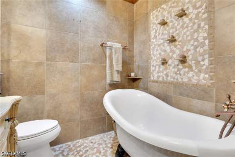 1533 Chesapeake Ave A5, Naples FL - photo 17 of 38