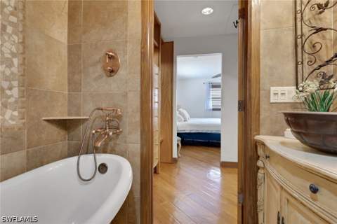 1533 Chesapeake Ave A5, Naples FL - photo 18 of 38