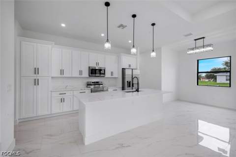 3005 Ida Ave S, Lehigh Acres FL - photo 8 of 36