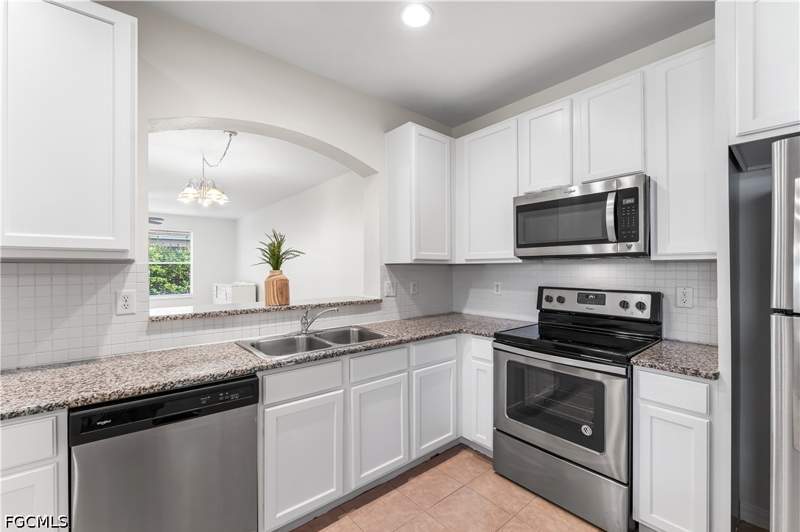 4 bedroom SingleFamilyResidence at 17513 Cherry Ridge Ln, Timberwalk, Fort Myers — photo 2