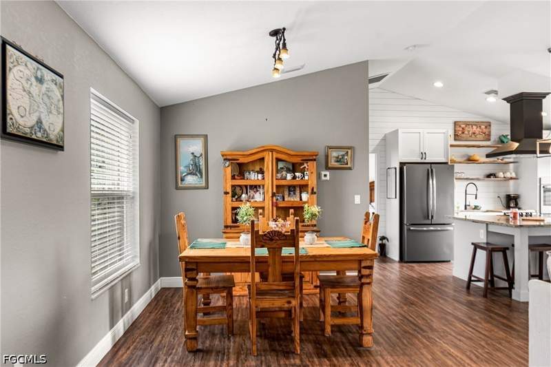 4 bedroom SingleFamilyResidence at 5013 Dania Cir, Port Labelle, Labelle — photo 3