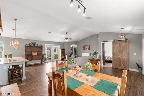 5013 Dania Cir, Labelle FL - photo 6 of 47