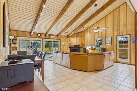 17140 Pleasure Rd, Cape Coral FL - photo 16 of 49
