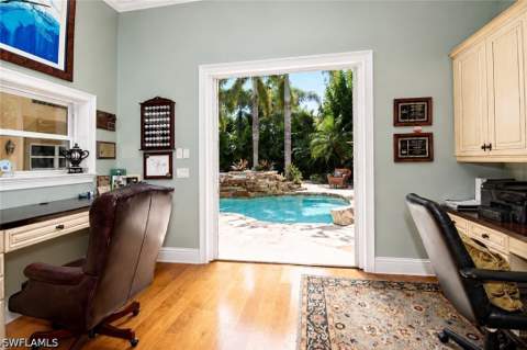 2056 Mission Dr, Naples FL - photo 23 of 45