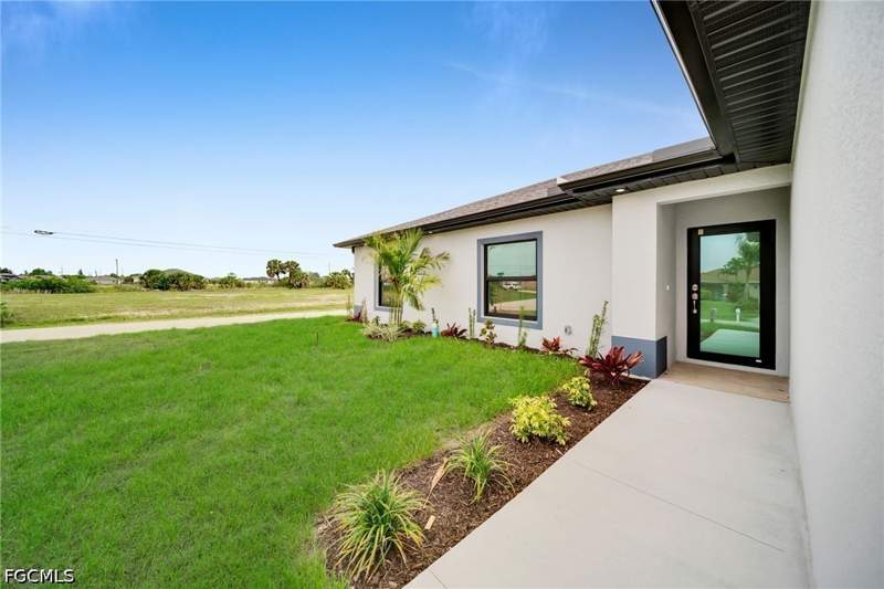 4 bedroom SingleFamilyResidence at 3721 NE 11th Pl, Cape Coral, Cape Coral — photo 4