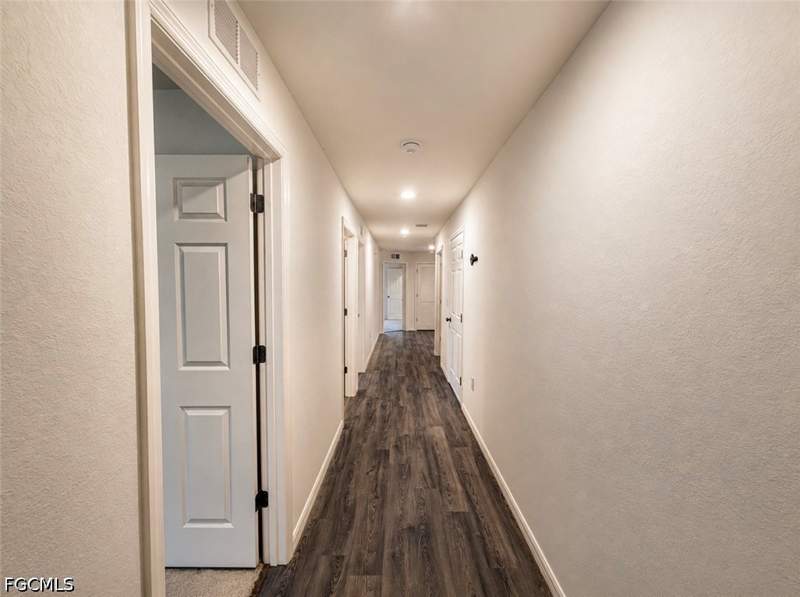 3 bedroom SingleFamilyResidence at 936 Panda Dr, Lehigh Acres, Lehigh Acres — photo 2