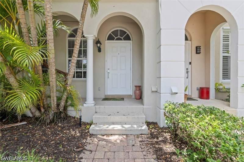 3 bedroom Townhouse at 6112 Towncenter Cir, Island Walk, Naples — photo 3
