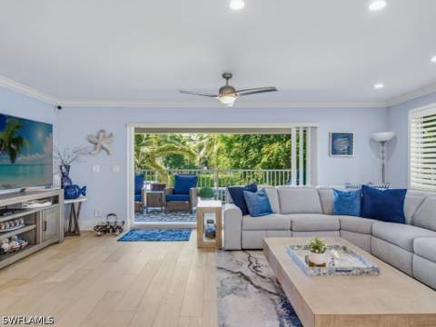 225 5th Ave S 103, Naples FL - photo 12 of 42