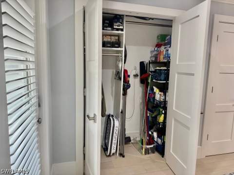 225 5th Ave S 103, Naples FL - photo 9 of 42
