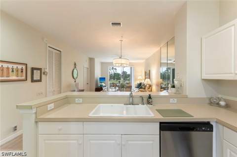 8247 Parkstone Pl 206, Naples FL - photo 12 of 35