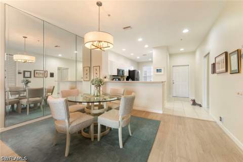 8247 Parkstone Pl 206, Naples FL - photo 7 of 35
