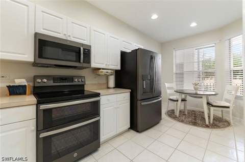 8247 Parkstone Pl 206, Naples FL - photo 9 of 35