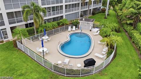 3150 Binnacle Dr 106, Naples FL - photo 24 of 27