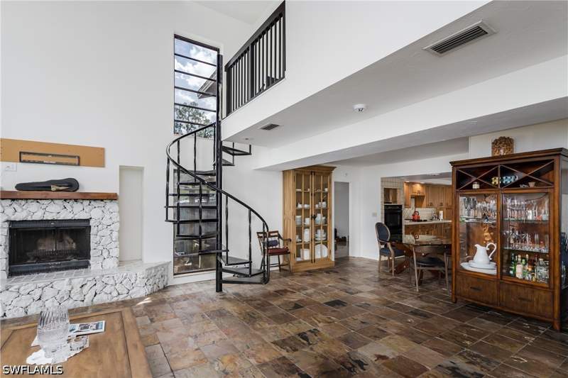 4 bedroom SingleFamilyResidence at 3301 31st Ave SW, Golden Gate Estates, Naples — photo 4