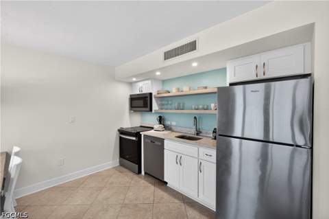 2255 W Gulf Dr 127, Sanibel FL - photo 10 of 32