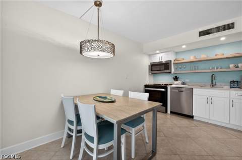 2255 W Gulf Dr 127, Sanibel FL - photo 12 of 32