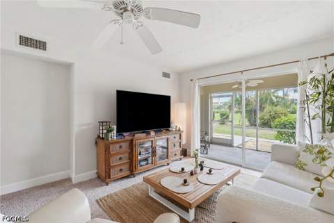 16211 Dublin Cir 104, Fort Myers FL - photo 12 of 32