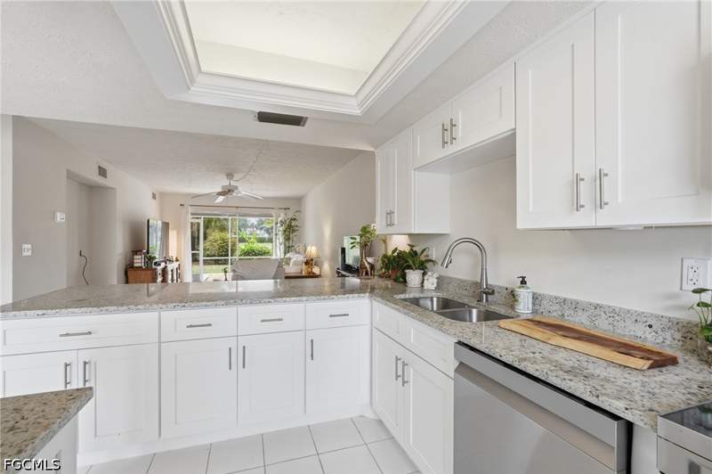 2 bedroom Condominium at 16211 Dublin Cir 104, Sanibel Way Condo, Fort Myers — photo 3