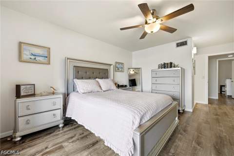 5830 Trailwinds Dr 824, Fort Myers FL - photo 20 of 39