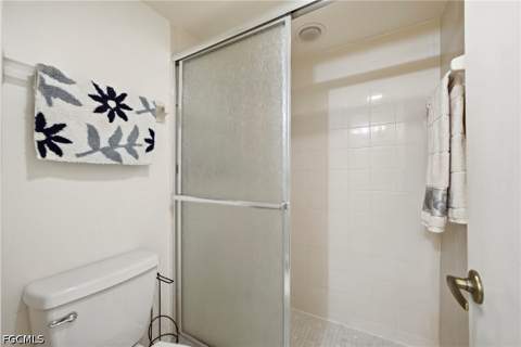 5830 Trailwinds Dr 824, Fort Myers FL - photo 21 of 39