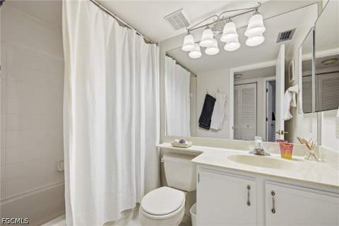 5830 Trailwinds Dr 824, Fort Myers FL - photo 24 of 39